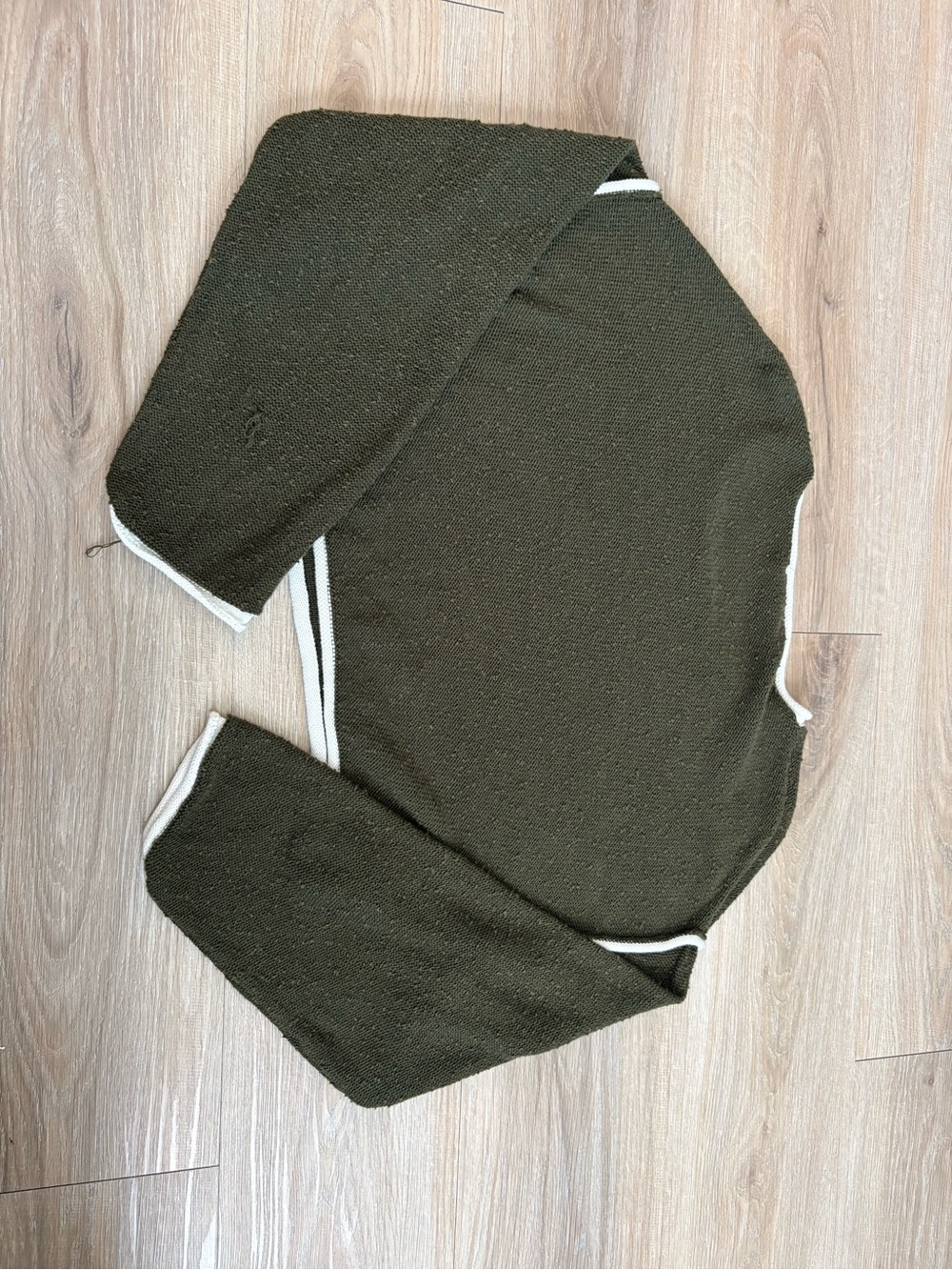 VICI Olive Green Cropped Knit with White Piping - Picture 5 of 7